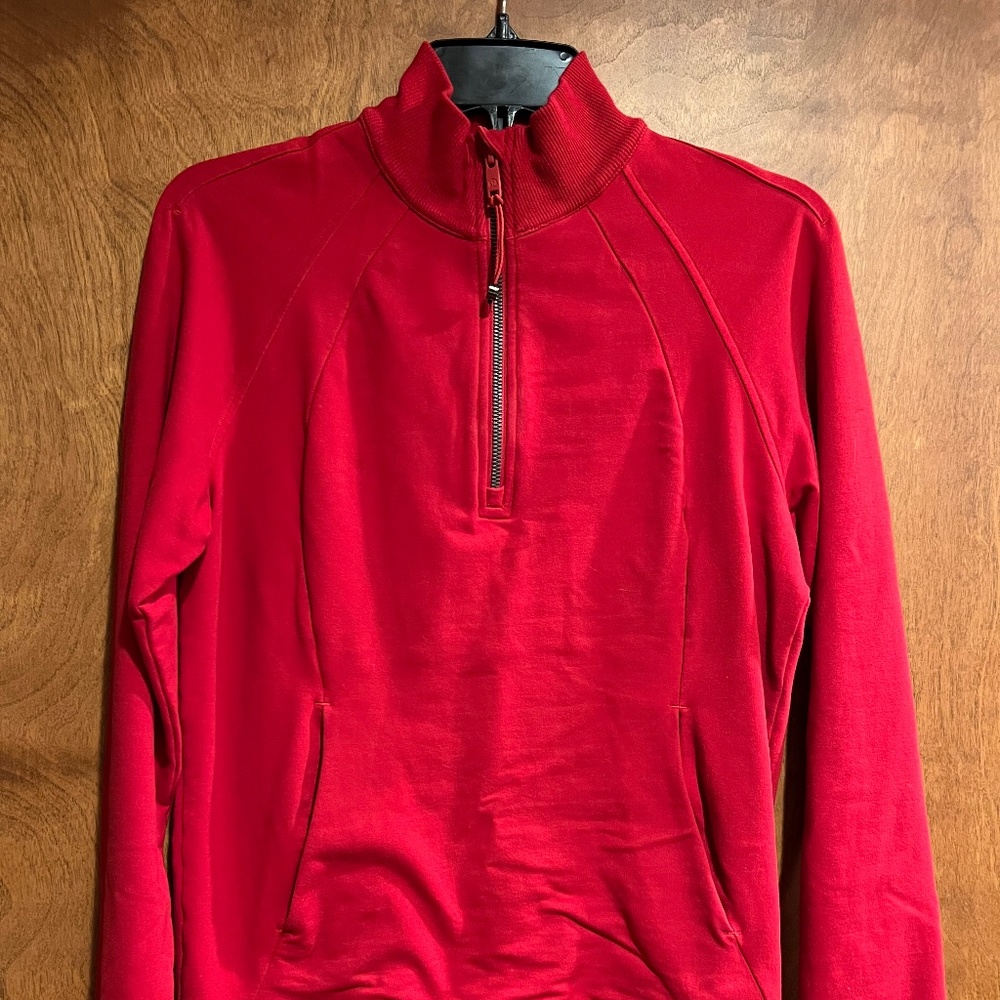 Lululemon 3/4 zip with side pockets in red